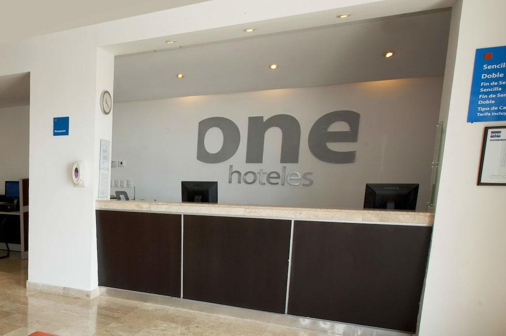 Hotel One Monterrey Aeropuerto Apodaca Exterior foto