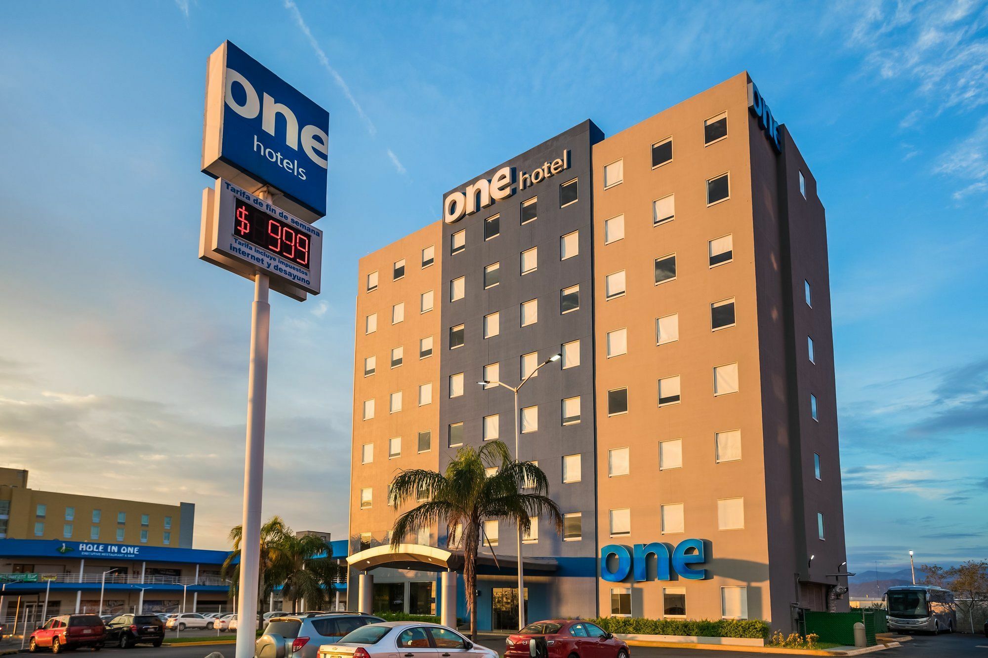 Hotel One Monterrey Aeropuerto Apodaca Exterior foto